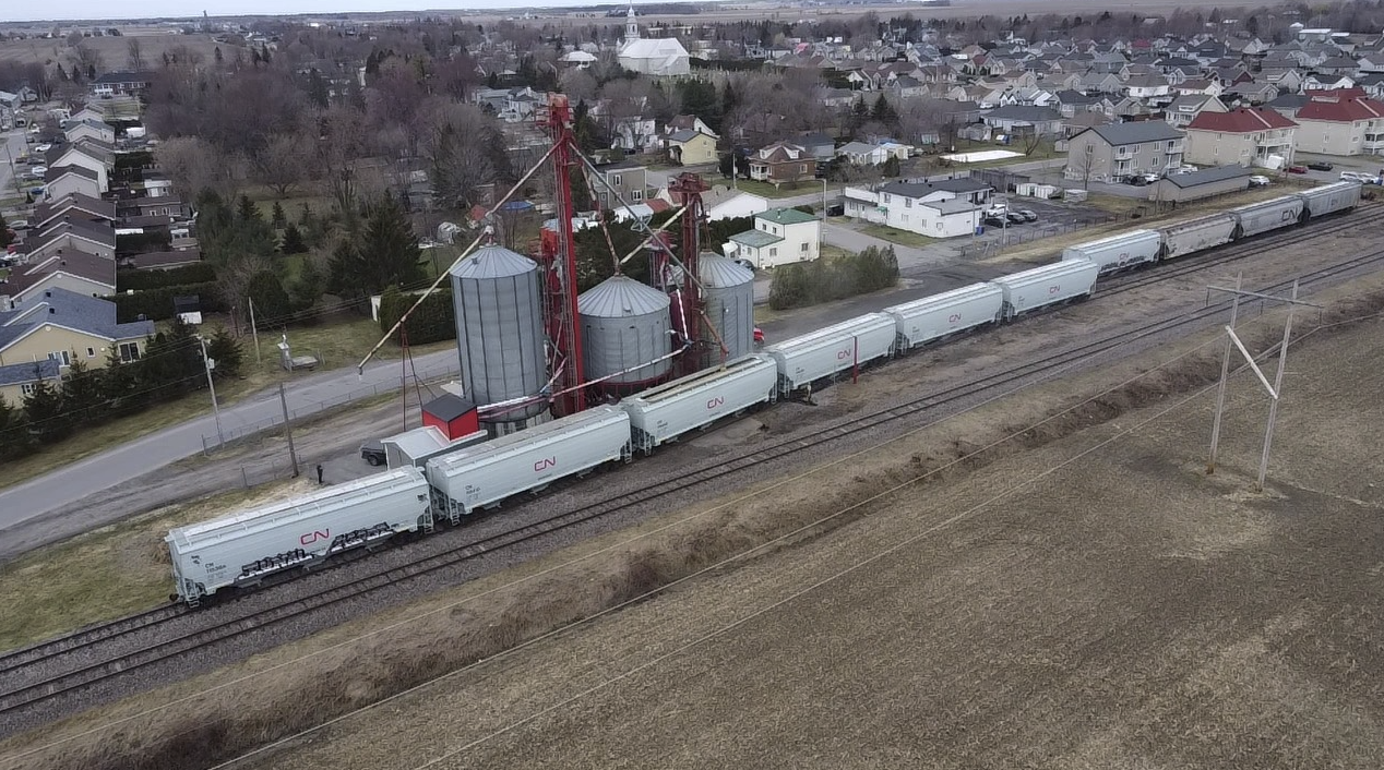 Saint-Polycarpe, QC - Transload - CN - Saint-Polycarpe, QC